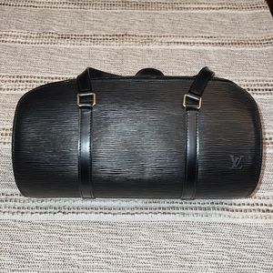 Authentic Louis Vuitton Papillon in Black Epi Leather